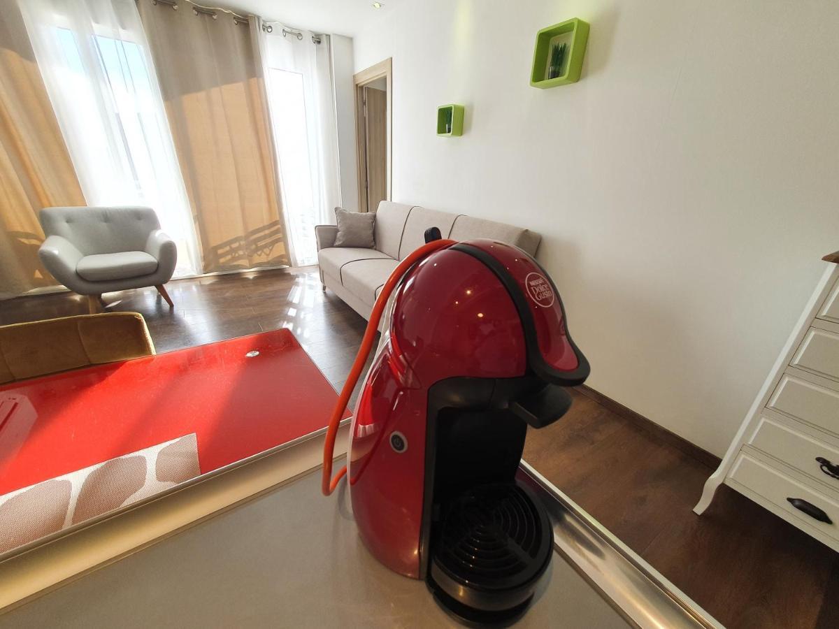 Piso Familiar Salou Apartment Exterior foto
